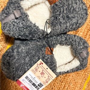 Cozy Gray Fuzzy Slippers